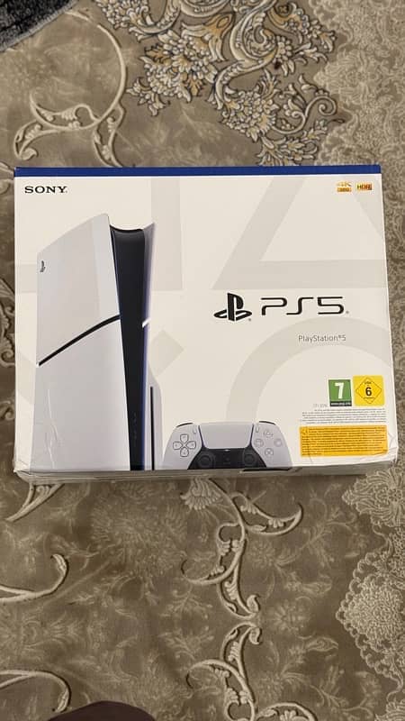 PS5 slim UK  ( box pack BRAND NEW ) 0