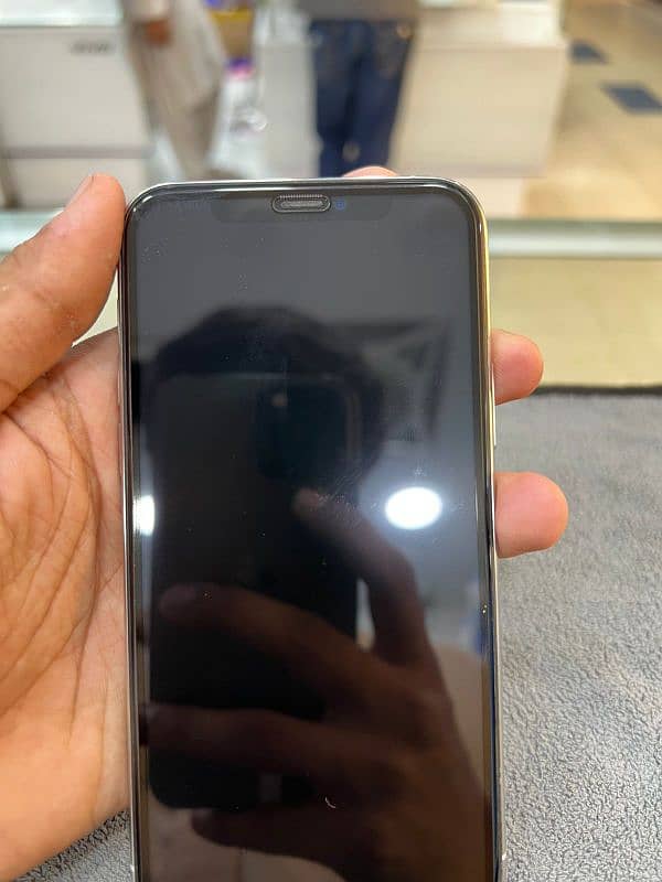 IPHONE 11 PRO  256GB PTA APPROVED 0