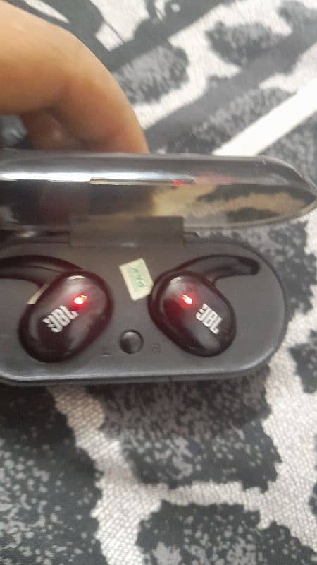 jbl earbuds 5