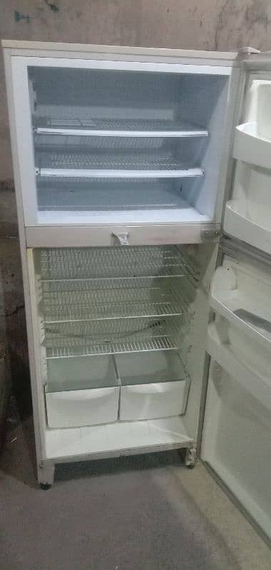 refrigerator of pel company 1