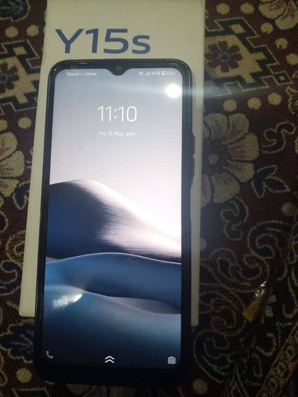 vivo y15s with box charger 1