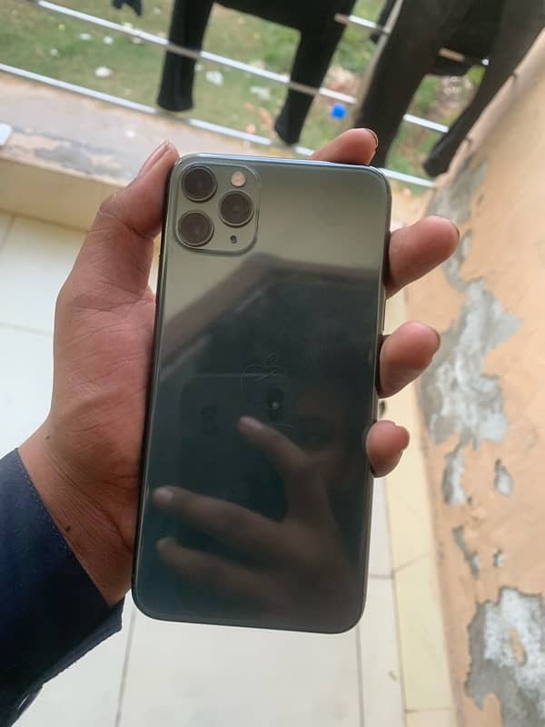 iPhone 11 pro max urgent sale pay need 1