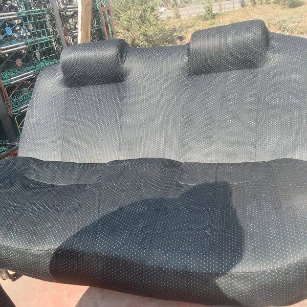 Daewoo racer seats A1 condition 5