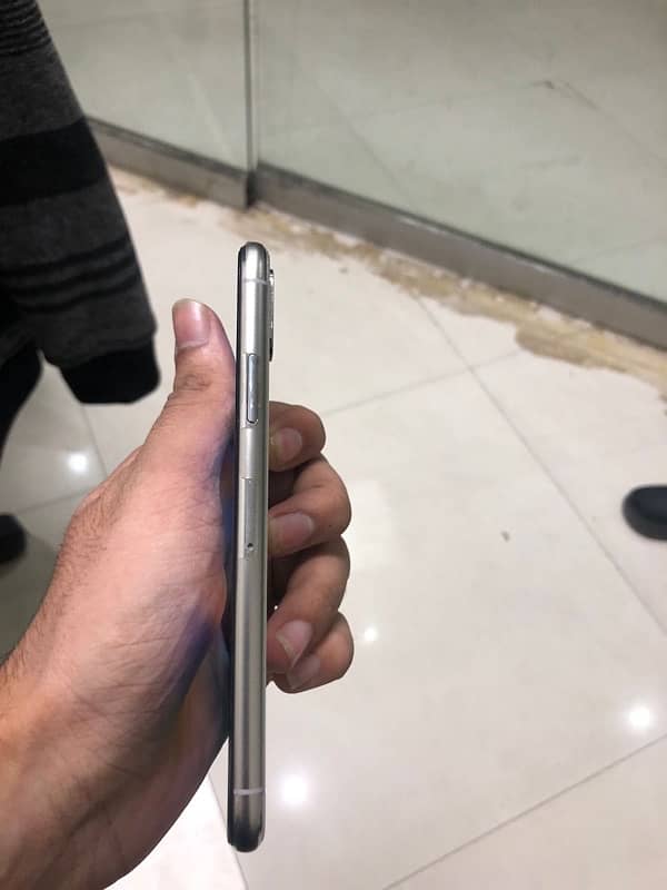 Iphone X 64 gb PTA Approved 4