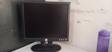 DELL Hd display LCD for computer and Tv high resolution and 60Hz