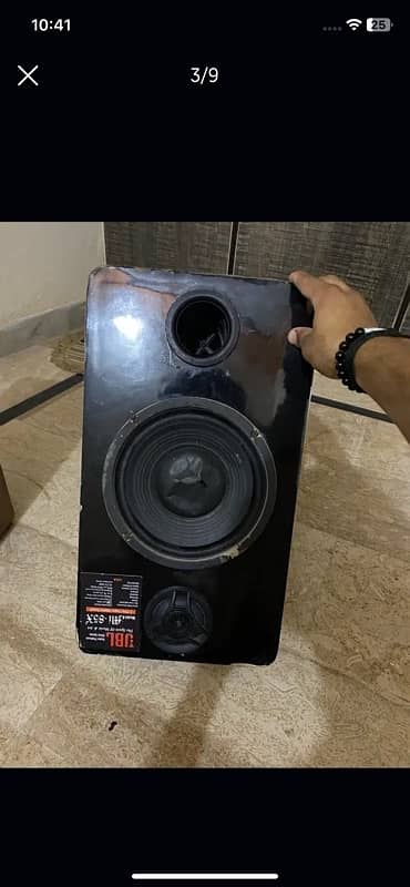 Amplifier and speaker for sale urgent 2