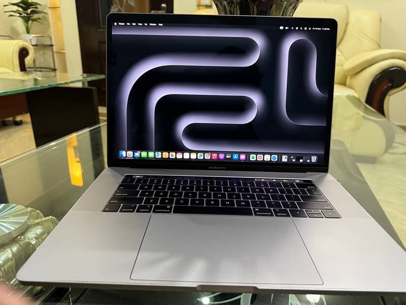 MAC BOOK PRO 2018 IMPORTED 2