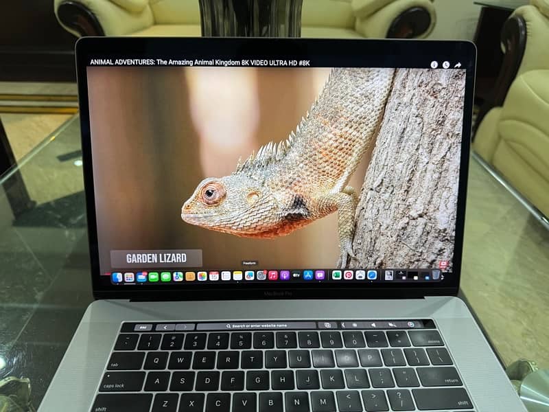 MAC BOOK PRO 2018 IMPORTED 10