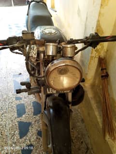 Ravi piaggo 125