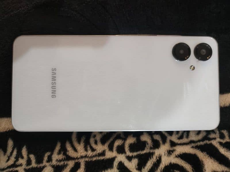 Samsung Galaxy a06 0