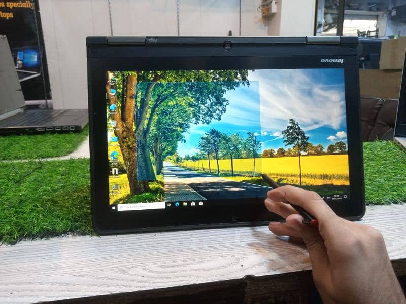 Lenovo i7 4th Gen - Touch 360 with Stylus Pen 1