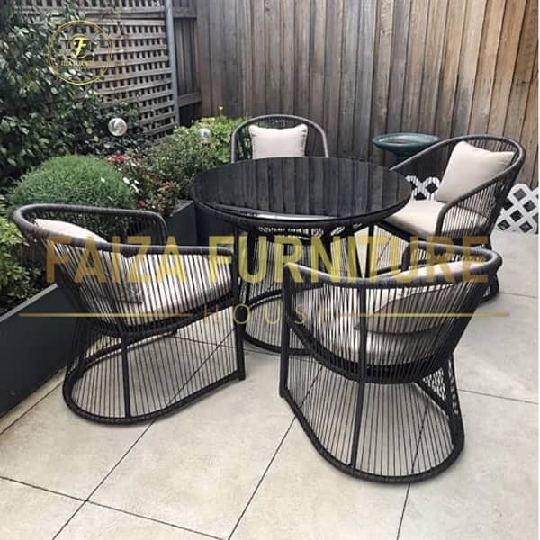 4 Seater out door dining set 2