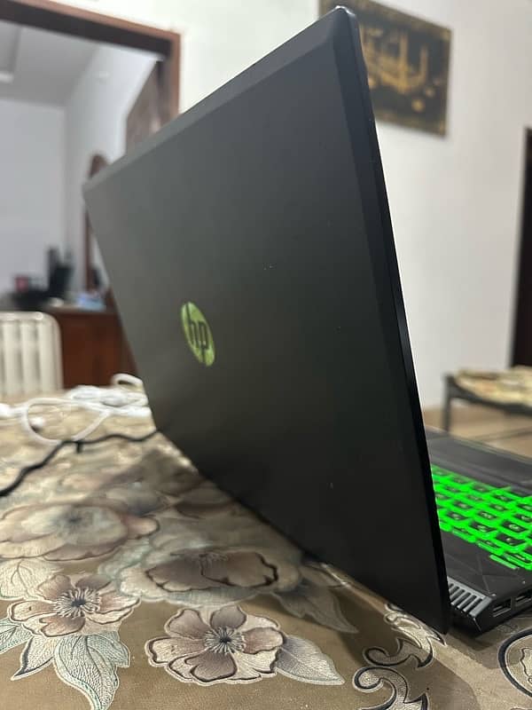 Hp pavillion 15 Gaming laptop 8