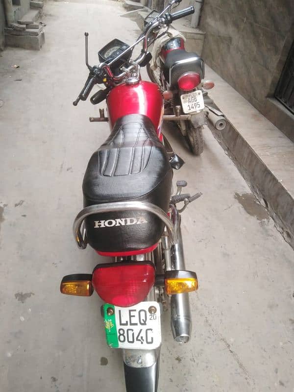 Red honda cd70 2020 6