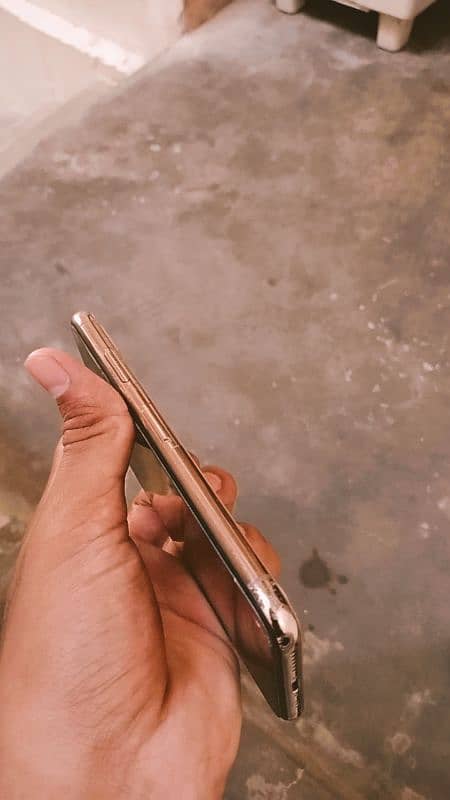 IPHONE XS JV NON PTA FOR SALE FOR CHEAPEST PRICE 1