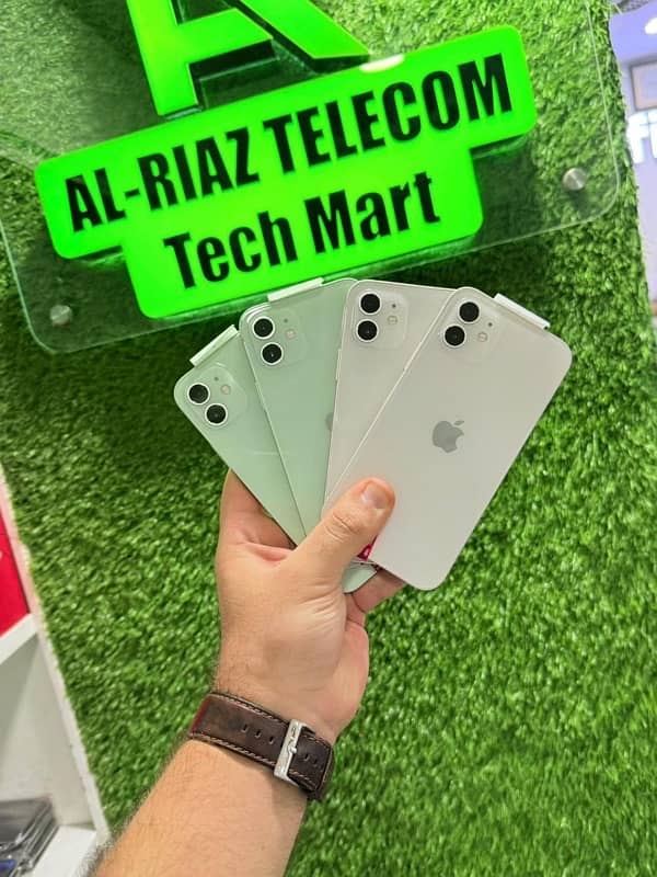 iphone 12 256gb pta aprof 10 by 10 bilkul new 100 btry hlt 0