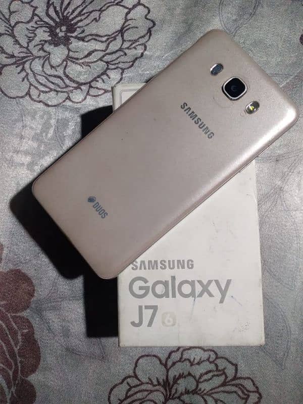 SAMSUNG J7/6 Mobile with Box no open no repair all ok condition 10/9.5 3