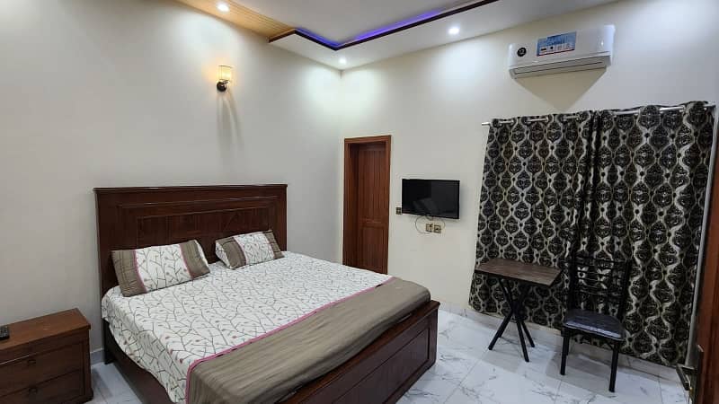 5 Marla VIP brand new tipe full tile floor full house for rent in johar town phase to 0