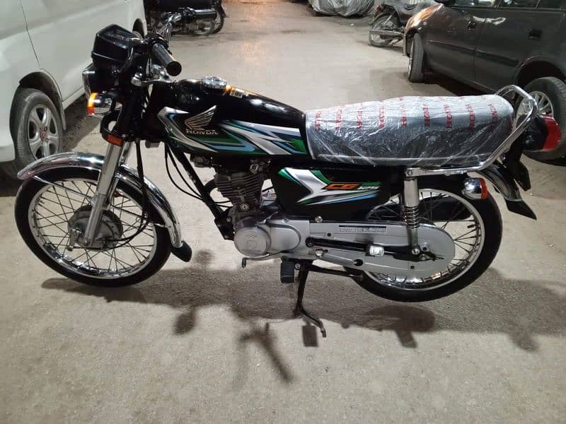 Honda CG 125 model 2023 (03343856656) 3