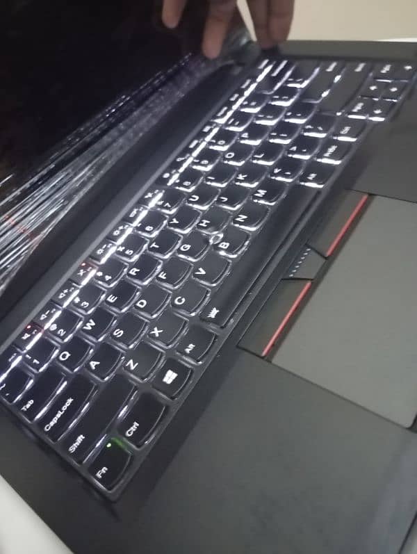 Lenovo Thinkpad T470sX250 i5 5th generation 2