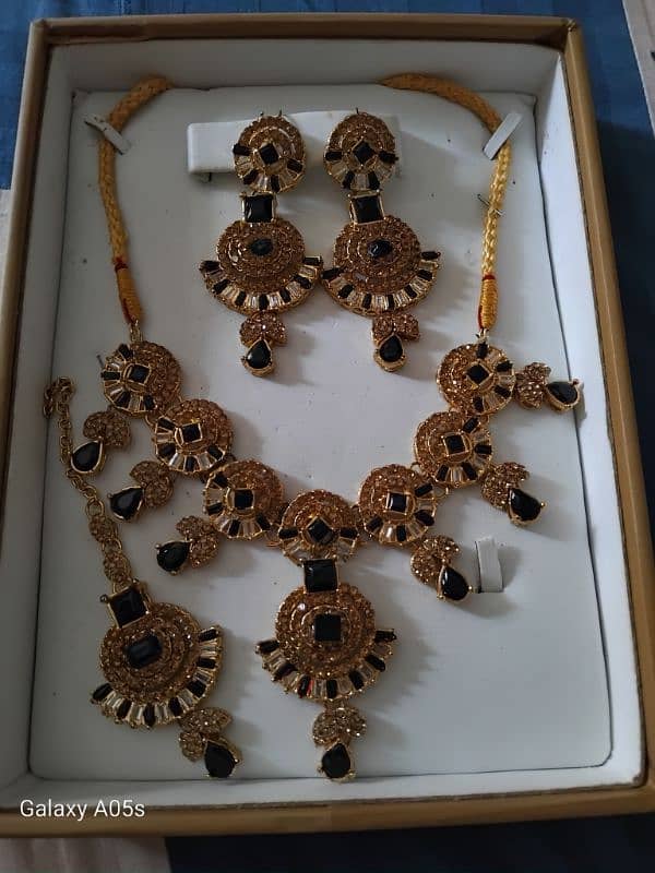 jewellery set 0