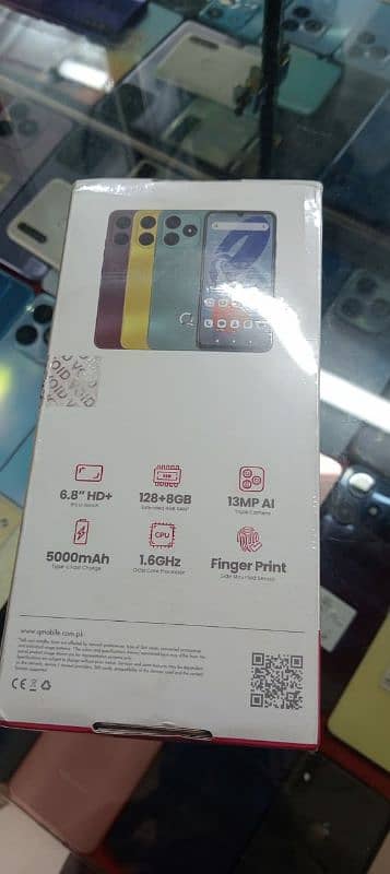 QSmart 8 8/128 10/10 condition Dual SIM PTA approved 8