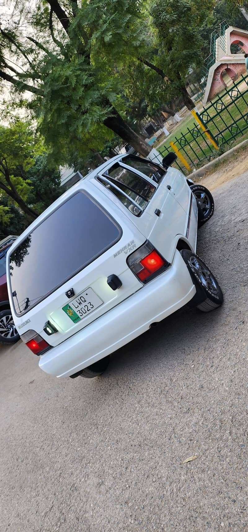 Mehran VXR Approximately geniun  better thn alto coure chevrolet 5