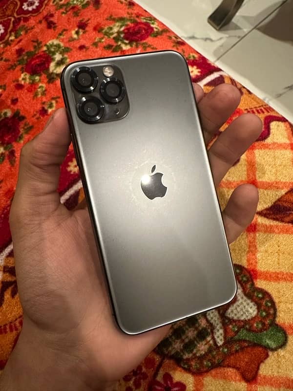 iphone 11 pro 1