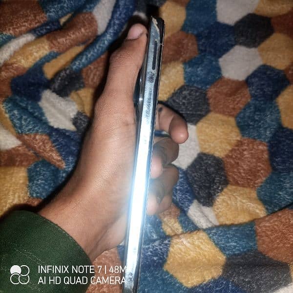 infinix hot 40i 8+8/128 3