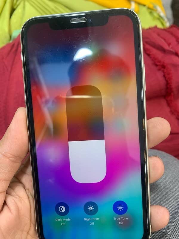 iPhone 11 nonpta factory unlock 128gb battery health 81 per con 10/10 3