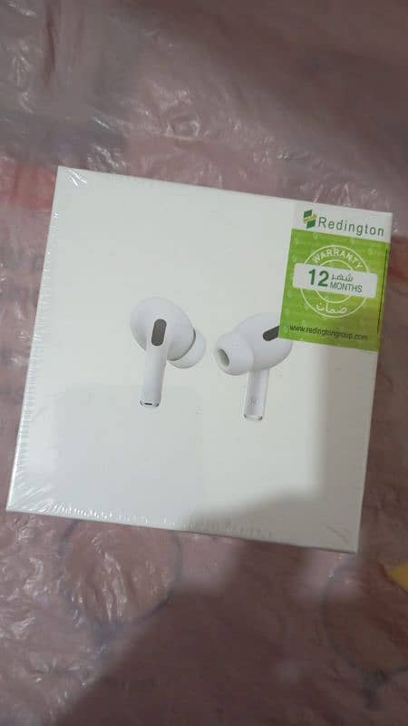 WE HAVE ALL TYPES OF EARPODS 14