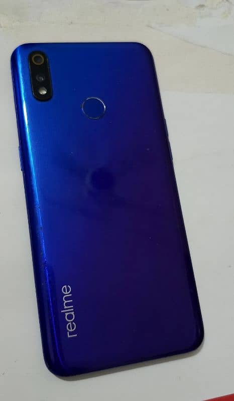 realme 3 pro 1