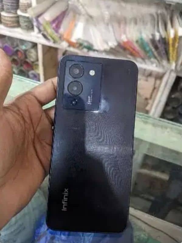 Infinix Note 12 8/128 with box charge 1