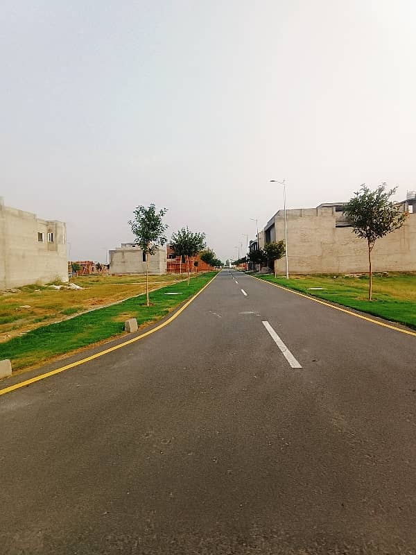 1 Kanal Prime Location Plot Available For Sale In Divine Enclave East Canal Road Faisalabad 2