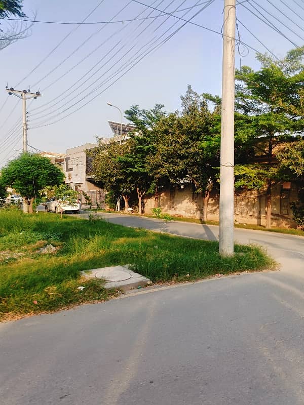 1 Kanal Prime Location Plot Available For Sale In Divine Enclave East Canal Road Faisalabad 7