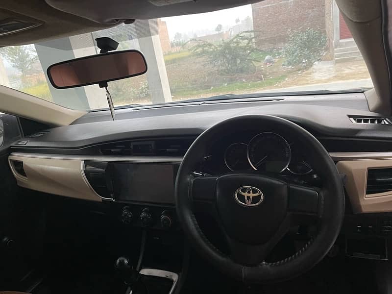 Toyota Corolla XLI 2014 18