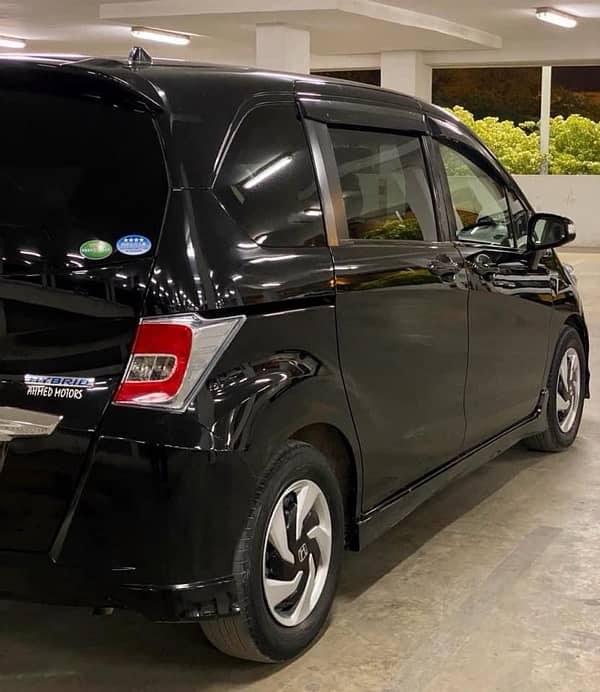 Honda Freed 2014 4