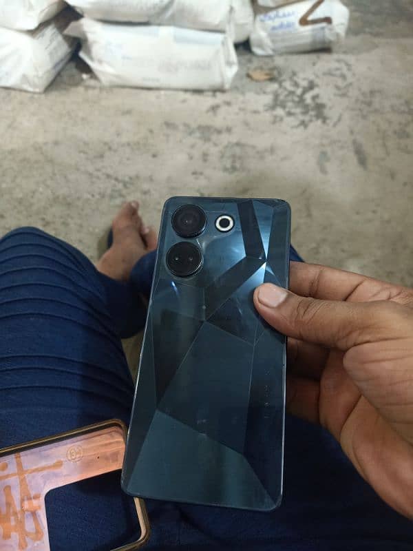 tecno camon 20 pro 8+8 256 10/10 just exchange 3