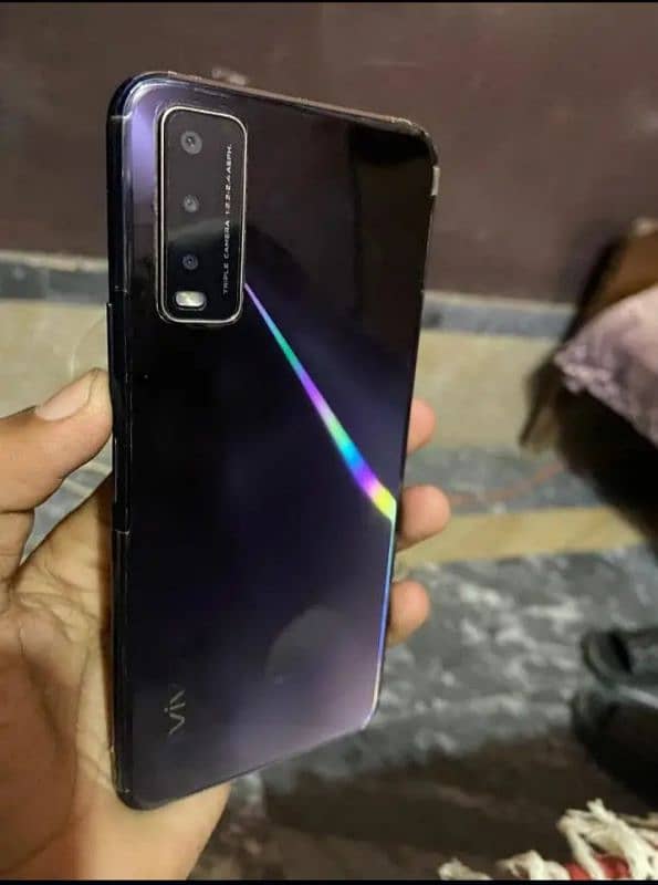 vivo y 20 with original box charger 1