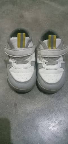 Kids shoes