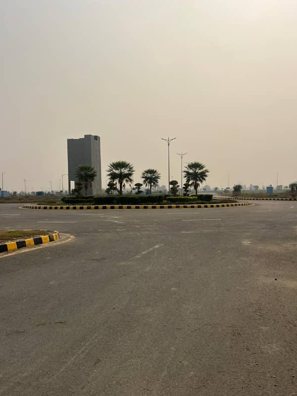 PHASE-8 BLOCK Z5 PLOT NUMBER 332 PRICE 45 LAC MOST REASONABLE DEAL NDC APPLY 6