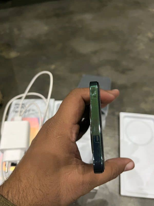 OPPO Reno 12f 5G  12.256Gb 15 days use 2