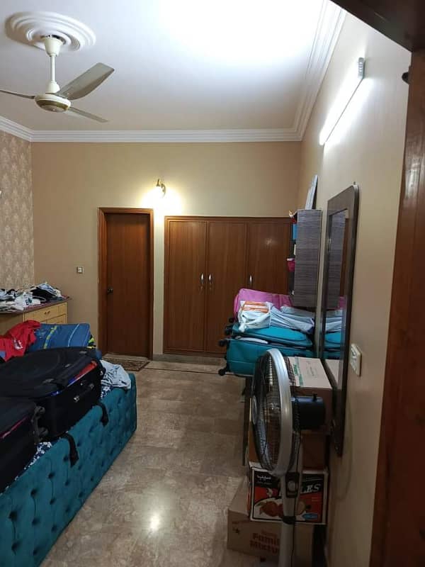 three bed dd independent bungalow for rent in johar 6