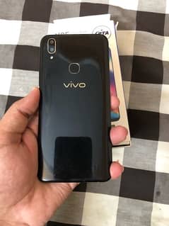 Vivo y85 with box 4 / 64 Dual sim pta approved