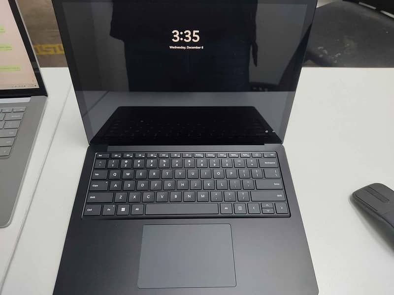 Microsoft Surface Laptop 5 Intel Corei7 12th gen 3k Display Touch New 0