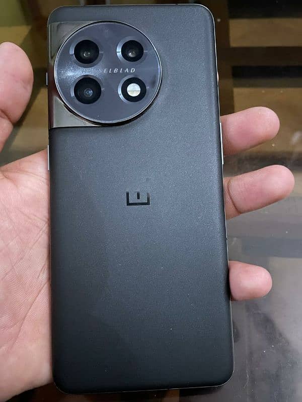 OnePlus 11 1