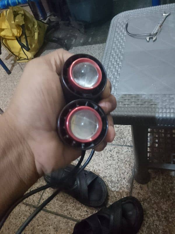 12 VOLTAGE ORIGINAL FOG LIGHTS FOR BIKE 1