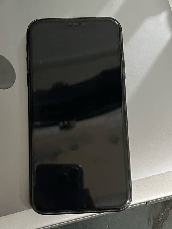 iPhone 11 Non Pta 5