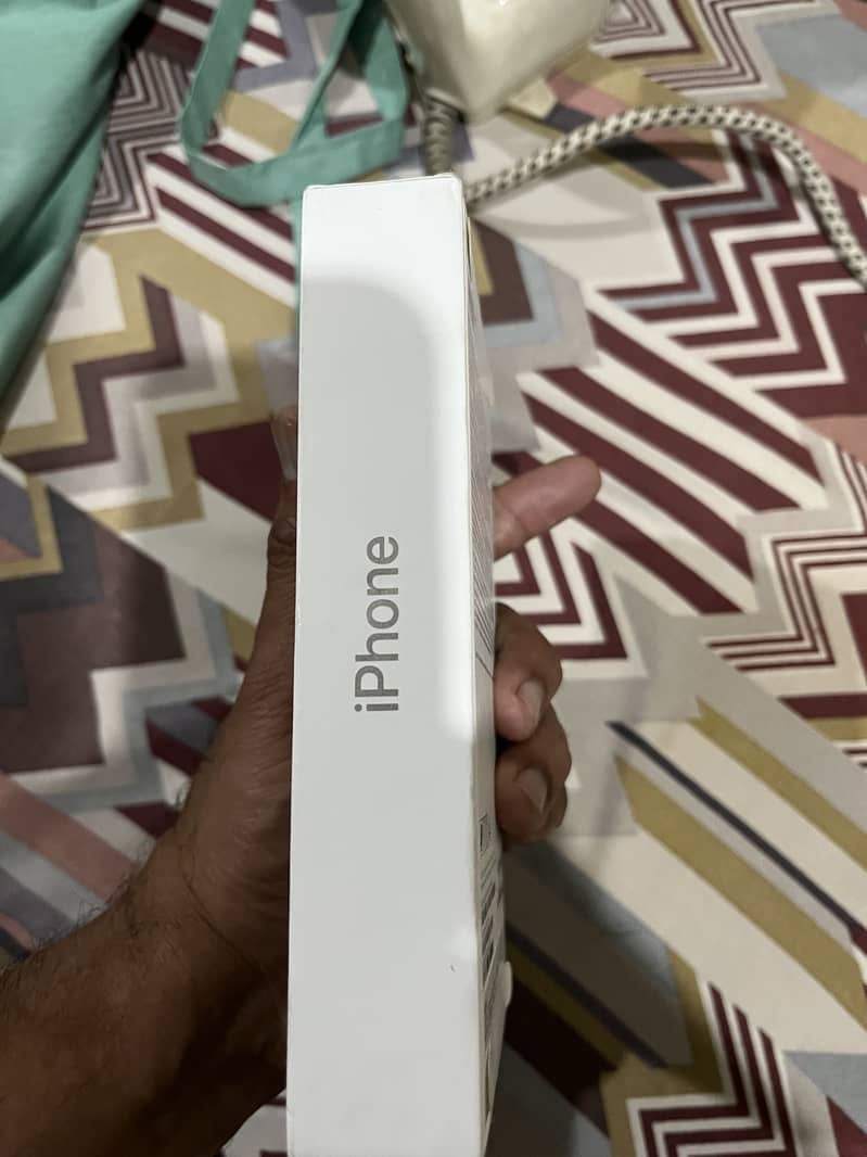 Iphone 15 pro 256 GB 4