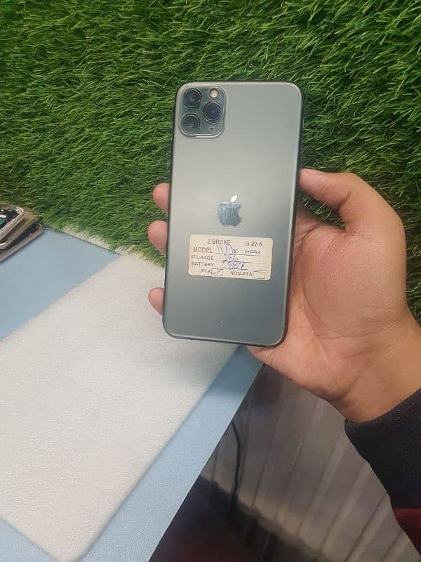 I phone 11 pro max 256gb (B 88)org Display change in Dubai 03090965548 2